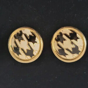 Vintage Estate Houndstooth Clip On Earrings Enamel Black White Gold Tone 1 1/4"